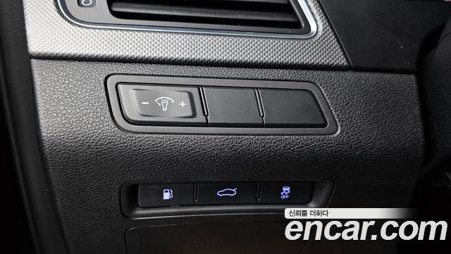 Hyundai Sonata (LF) LPI Premium Special 2016 — фото 23