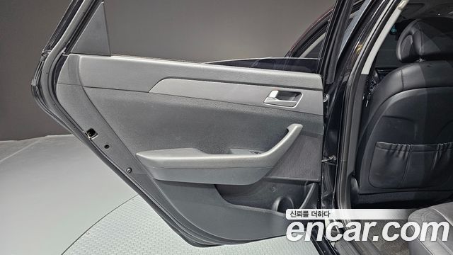 Hyundai Sonata (LF) LPI Premium Special 2016 — фото 30