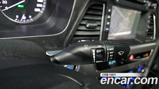 Hyundai Sonata (LF) LPI Premium Special 2016 — фото 32