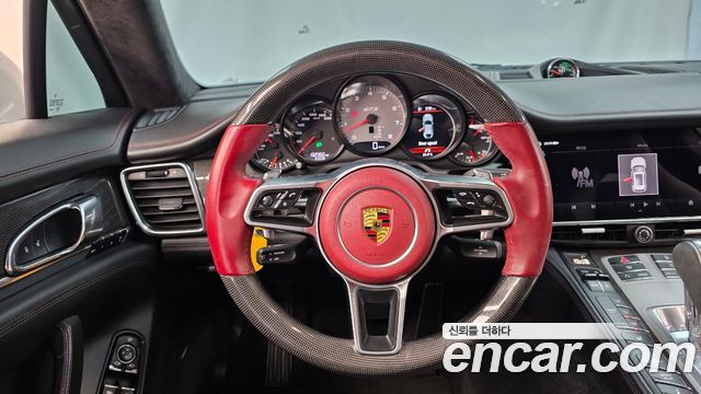 Porsche Panamera 4.8 GTS 970 2013 — фото 17