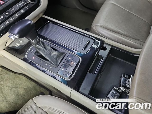Kia Carnival 9-seater Noblesse 2017 — фото 8