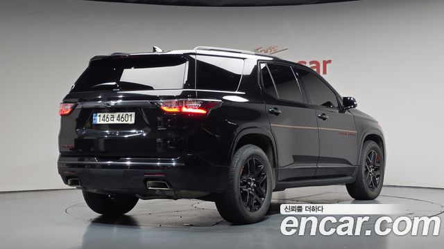 Chevrolet Traverse 3.6 AWD Redline 2020 — фото 2