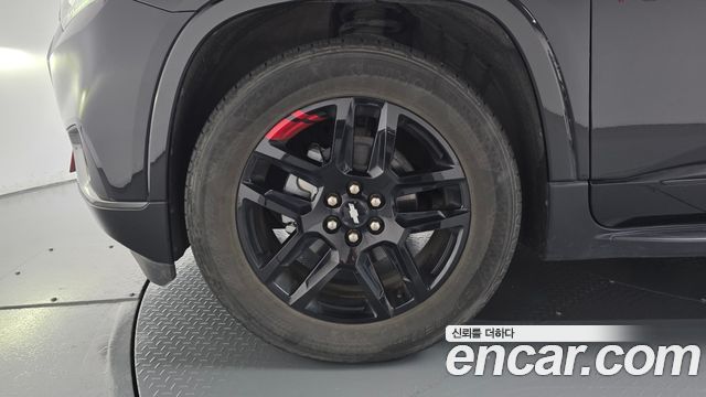 Chevrolet Traverse 3.6 AWD Redline 2020 — фото 5