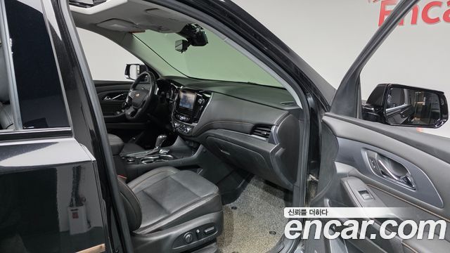 Chevrolet Traverse 3.6 AWD Redline 2020 — фото 15