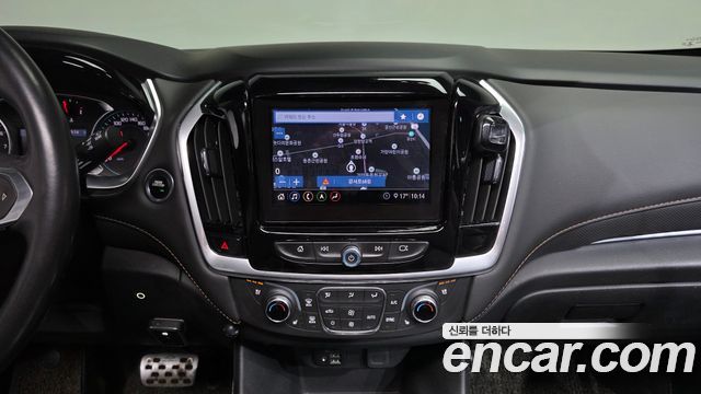 Chevrolet Traverse 3.6 AWD Redline 2020 — фото 18