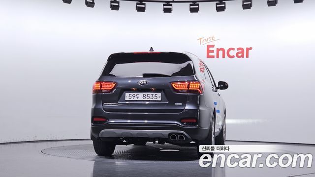 Kia Sorento Diesel 2.0 2WD Noblesse 2020 — фото 4