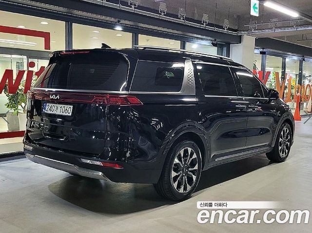 Kia Carnival (IV) Gasoline 9-Seater Signature 2023 — фото 2