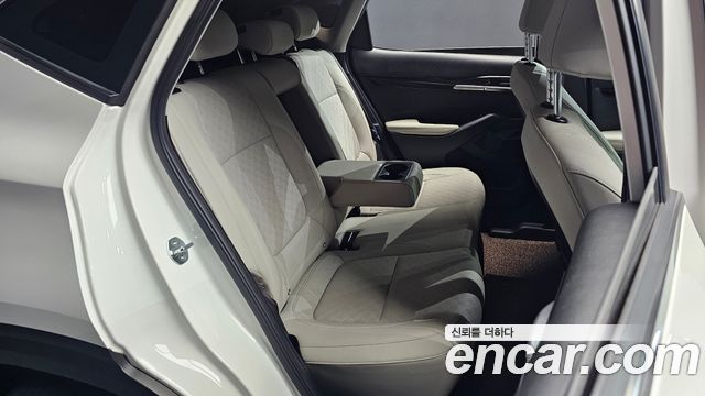 Kia Seltos Gasoline 1.6 Turbo 2WD Gravity 2023 — фото 15