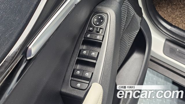 Kia Seltos Gasoline 1.6 Turbo 2WD Gravity 2023 — фото 21