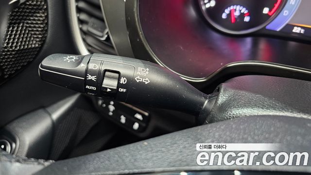 Kia Seltos Gasoline 1.6 Turbo 2WD Gravity 2023 — фото 22