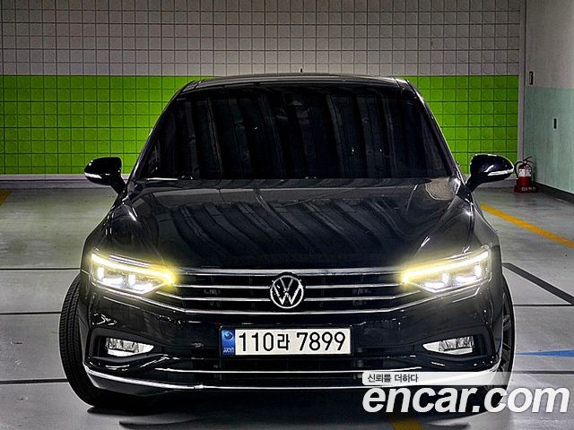 Volkswagen Passat GT (B8) 2.0 TDI 4Motion Prestige 2022 — фото 9
