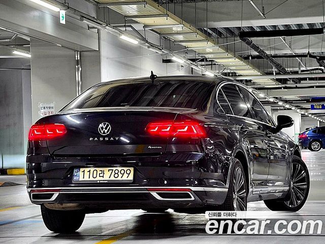 Volkswagen Passat GT (B8) 2.0 TDI 4Motion Prestige 2022 — фото 16