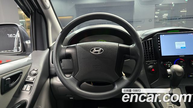 Hyundai Grand Starex 12-Seater Wagon CVX Deluxe 2013 — фото 17
