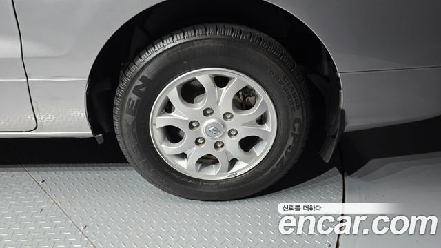 Hyundai Grand Starex 12-Seater Wagon CVX Deluxe 2013 — фото 27