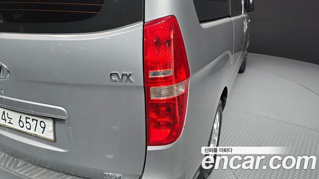 Hyundai Grand Starex 12-Seater Wagon CVX Deluxe 2013 — фото 29