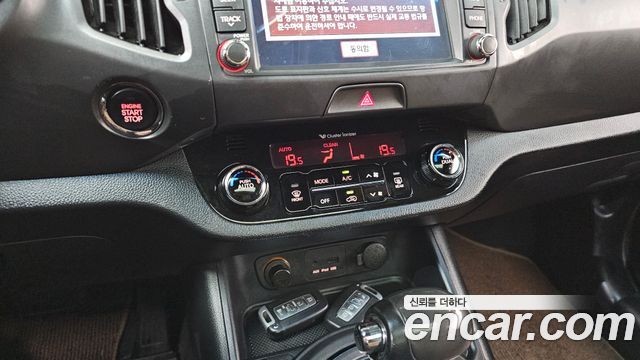Kia Sportage R Gasoline Turbo GDI 2WD Limited 2012 — фото 17
