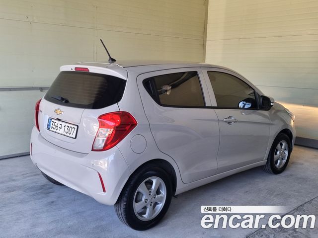Chevrolet Spark LT 2021 — фото 4