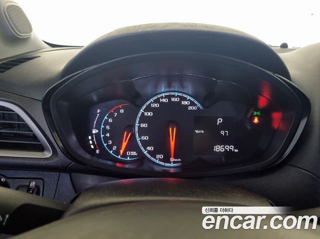 Chevrolet Spark LT 2021 — фото 10
