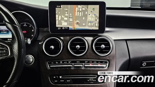 Mercedes-Benz C-Class (W205) C220 BlueTEC Avantgarde 2015 — фото 14