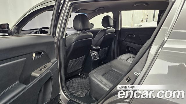 Kia Sportage R Diesel 2WD Prestige 2015 — фото 11