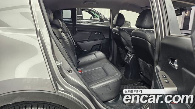 Kia Sportage R Diesel 2WD Prestige 2015 — фото 12