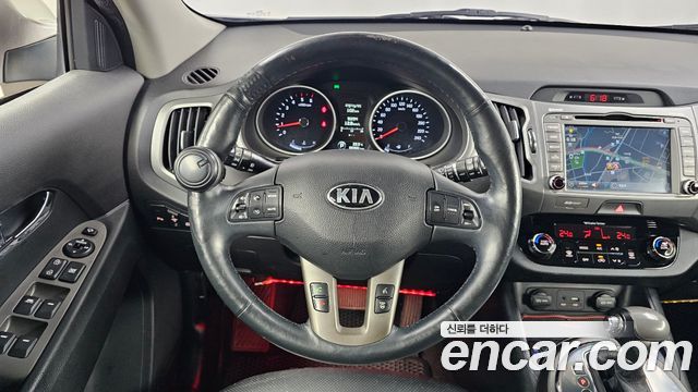 Kia Sportage R Diesel 2WD Prestige 2015 — фото 14