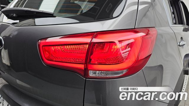 Kia Sportage R Diesel 2WD Prestige 2015 — фото 23