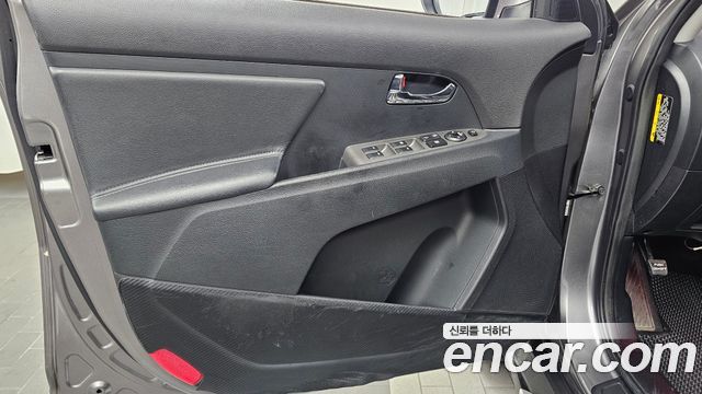 Kia Sportage R Diesel 2WD Prestige 2015 — фото 24