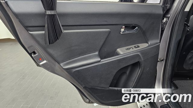 Kia Sportage R Diesel 2WD Prestige 2015 — фото 25