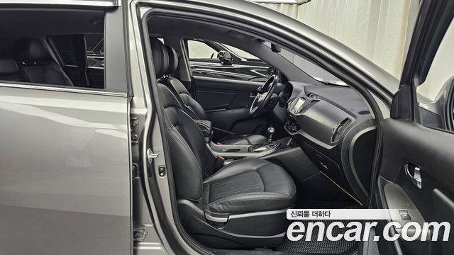 Kia Sportage R Diesel 2WD Prestige 2015 — фото 26