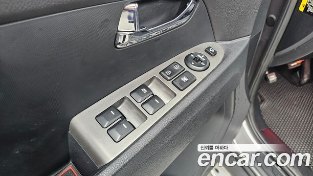 Kia Sportage R Diesel 2WD Prestige 2015 — фото 29