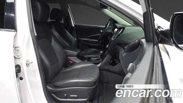 Hyundai Santa Fe (DM) Diesel(e-VGT) 2.0 2WD Exclusive 2015 — фото 11