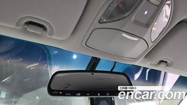 Hyundai Santa Fe (DM) Diesel(e-VGT) 2.0 2WD Exclusive 2015 — фото 17