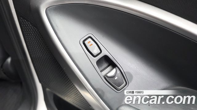 Hyundai Santa Fe (DM) Diesel(e-VGT) 2.0 2WD Exclusive 2015 — фото 18