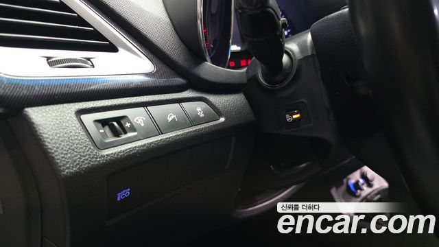 Hyundai Santa Fe (DM) Diesel(e-VGT) 2.0 2WD Exclusive 2015 — фото 29