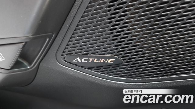 Hyundai Santa Fe (DM) Diesel(e-VGT) 2.0 2WD Exclusive 2015 — фото 32