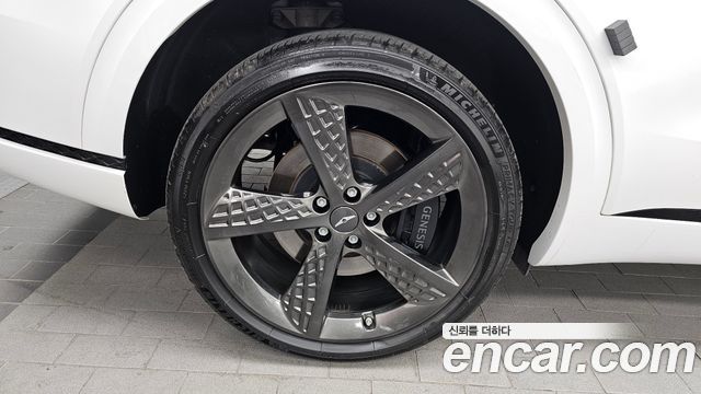 Genesis GV70 2.5T Gasoline 2WD 2024 — фото 5