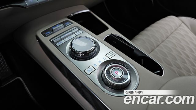 Genesis GV70 2.5T Gasoline 2WD 2024 — фото 9