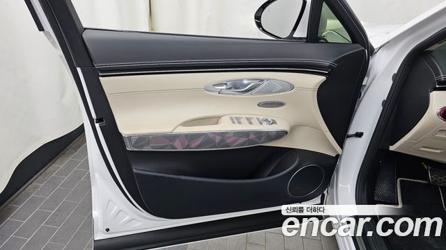 Genesis GV70 2.5T Gasoline 2WD 2024 — фото 24