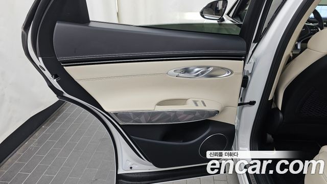Genesis GV70 2.5T Gasoline 2WD 2024 — фото 25