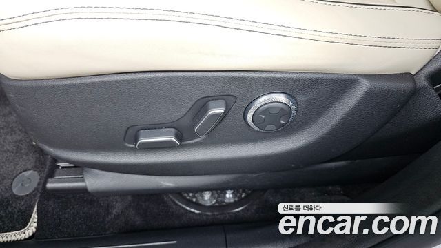 Genesis GV70 2.5T Gasoline 2WD 2024 — фото 31