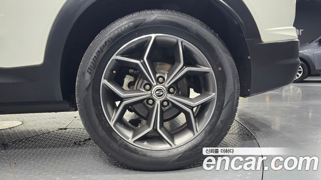 KG Mobility (SsangYong) Beautiful Korando Diesel 1.6 2WD C7 2023 — фото 21