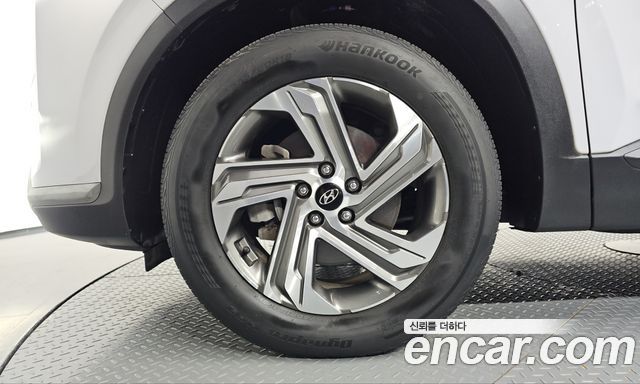 Hyundai Santa Fe Diesel 2.2 2WD Exclusive 2022 — фото 5