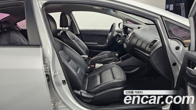 Kia K3 Diesel Deluxe 2016 — фото 11