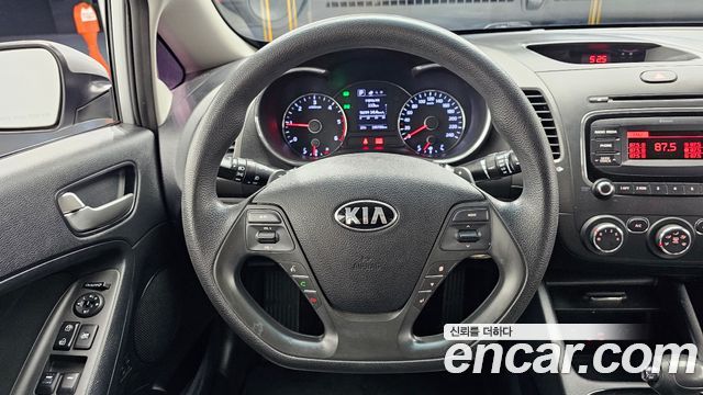 Kia K3 Diesel Deluxe 2016 — фото 13