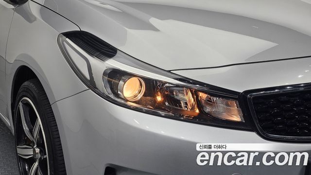 Kia K3 Diesel Deluxe 2016 — фото 22