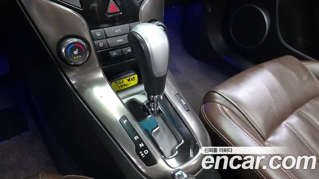 Chevrolet Cruze 1.8 LTZ+ 2013 — фото 9