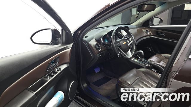 Chevrolet Cruze 1.8 LTZ+ 2013 — фото 10