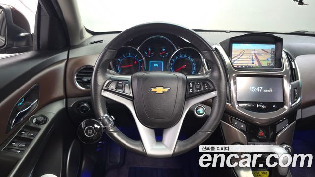 Chevrolet Cruze 1.8 LTZ+ 2013 — фото 13