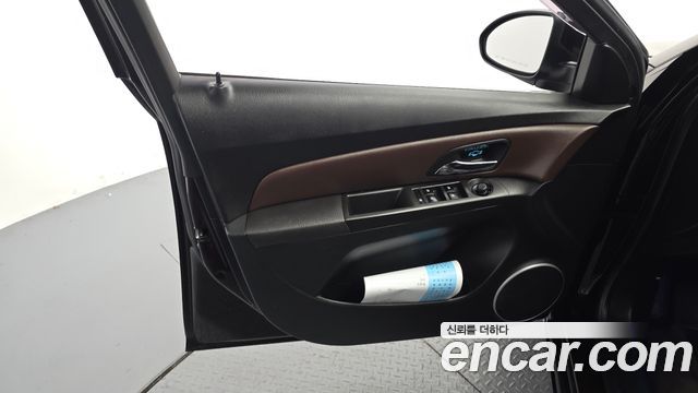 Chevrolet Cruze 1.8 LTZ+ 2013 — фото 24